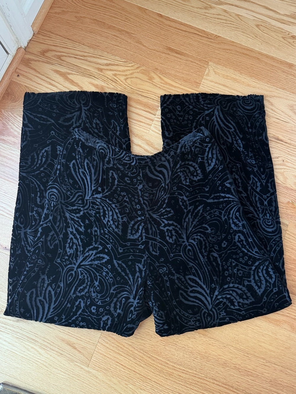 Vintage Oscar de la Renta Black Velvet Burnout Pants Size 12 Made in USA